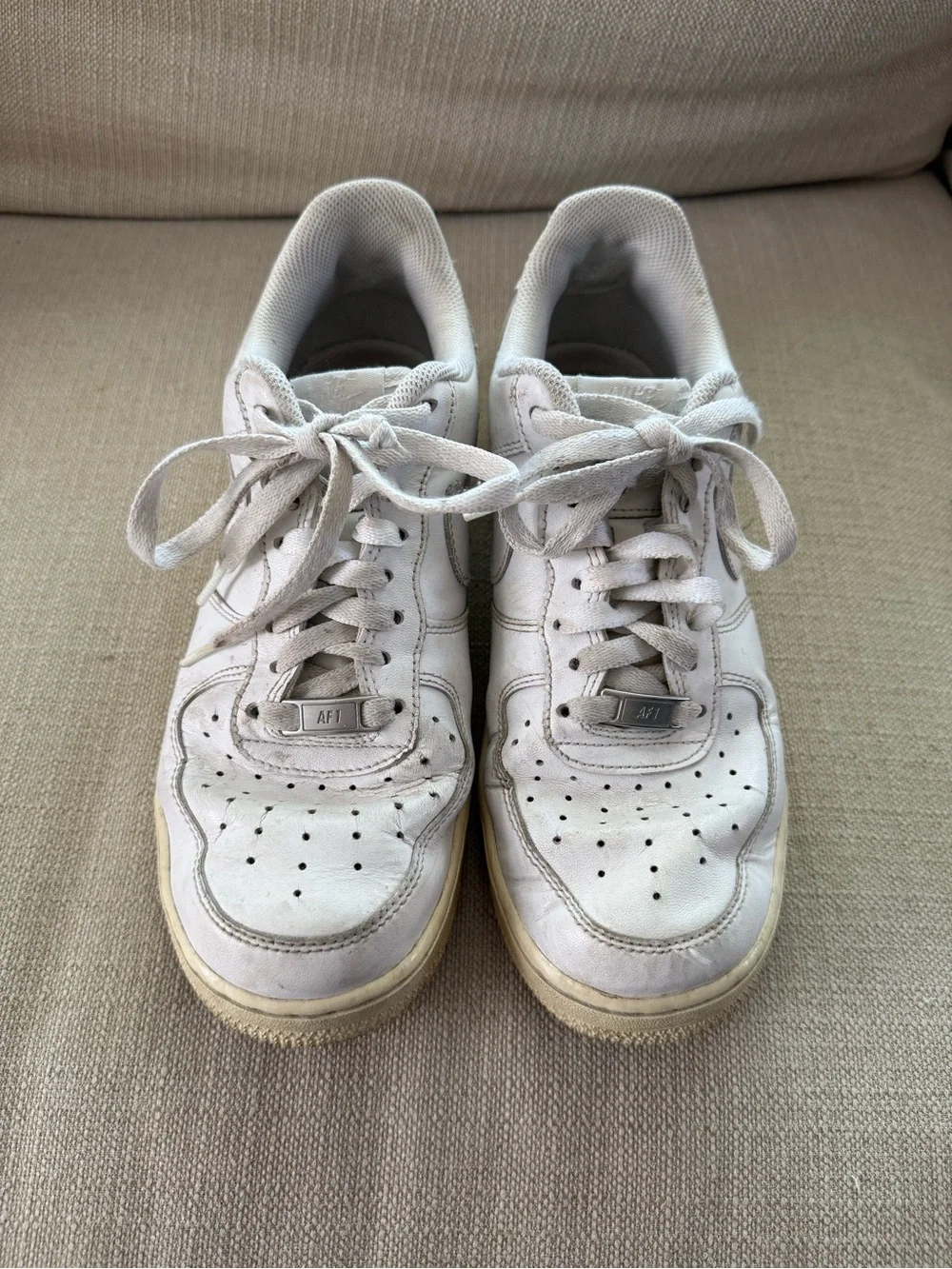 Vintage Nike White Leather Low-Top Sneakers